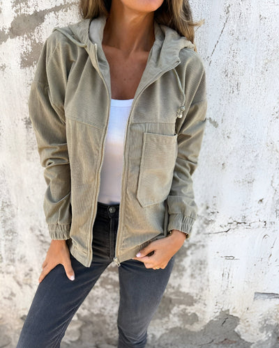 Marnie™ | Veste à capuche zippée en velours côtelé