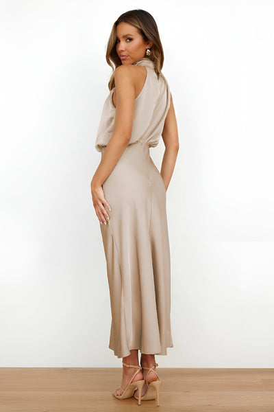 Olivia™ | Robe longue en satin dos nu