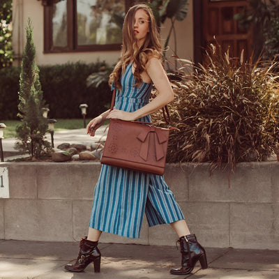 Brigitte™ | Sac à dos bandoulière avec nœuds