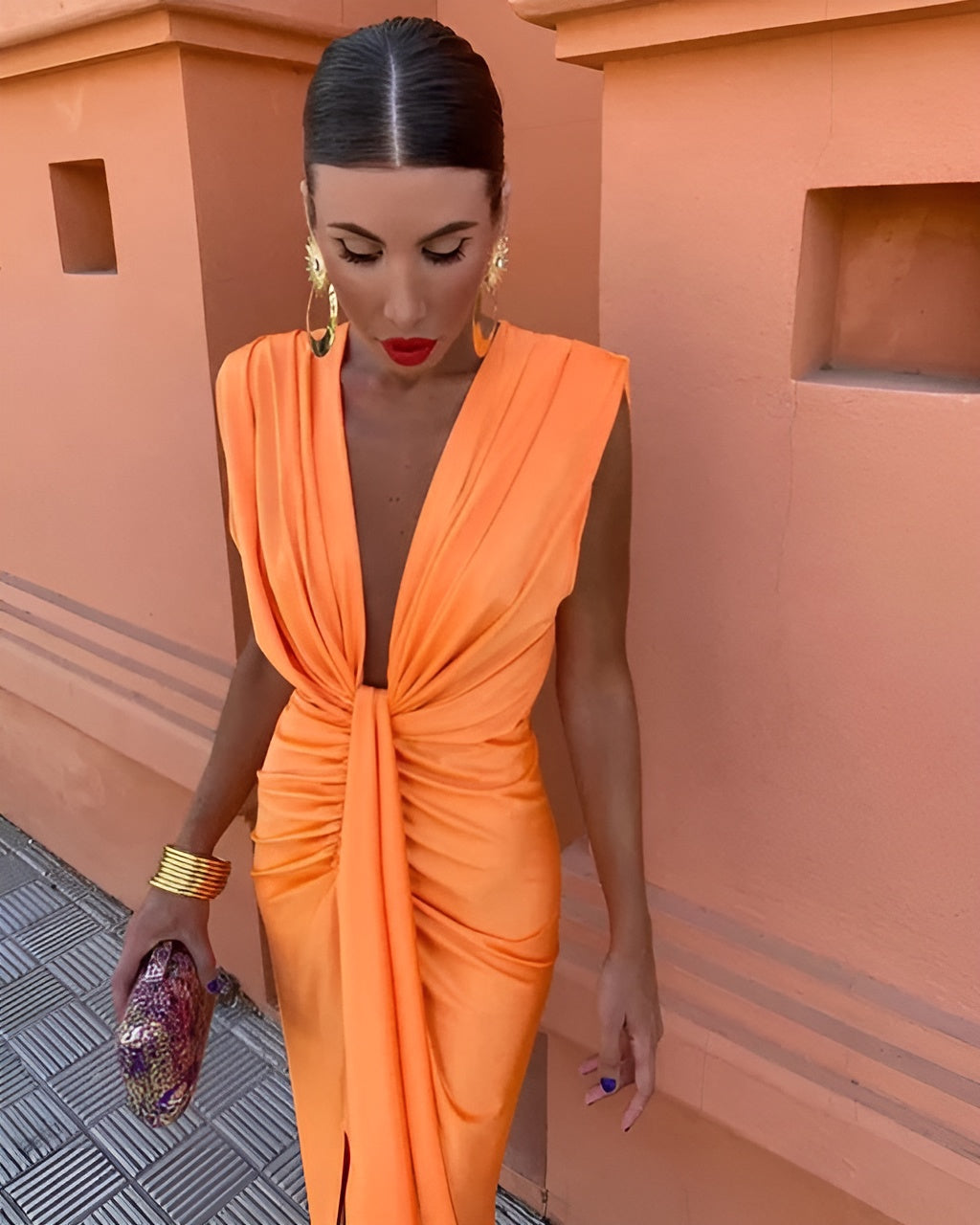 Mélina™ | Robe élégante à décolleté profond