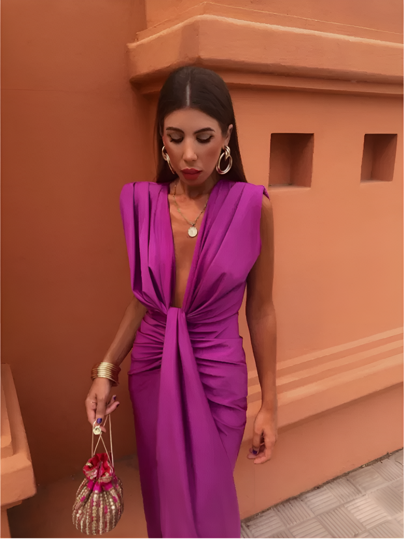 Mélina™ | Robe élégante à décolleté profond