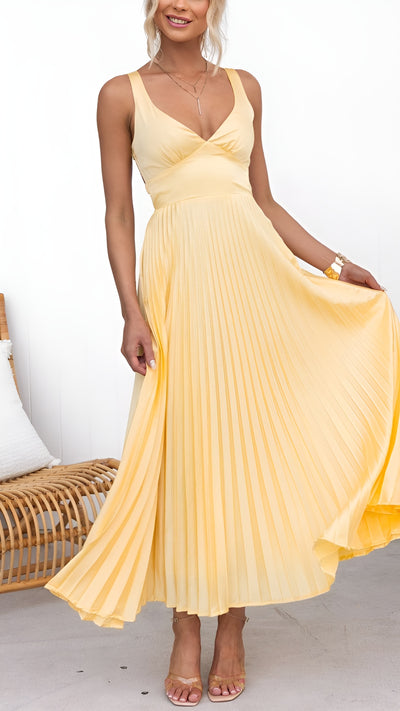 Océane™ | Robe longue plissée jaune à col en V