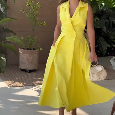 Esther™ | Robe mi-longue élégante à col en V