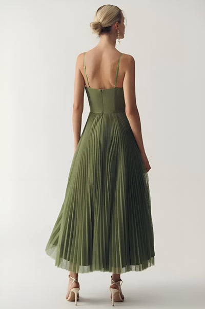 Thalia™ | Robe élégante et moderne avec dos nu