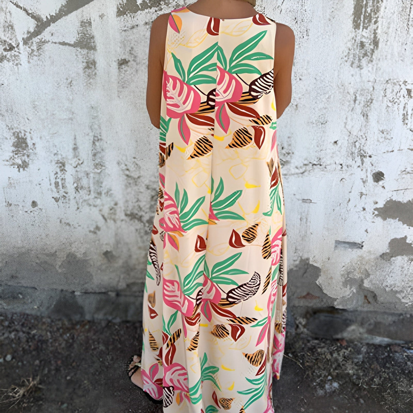 Felicia™ | Robe longue à encolure en V